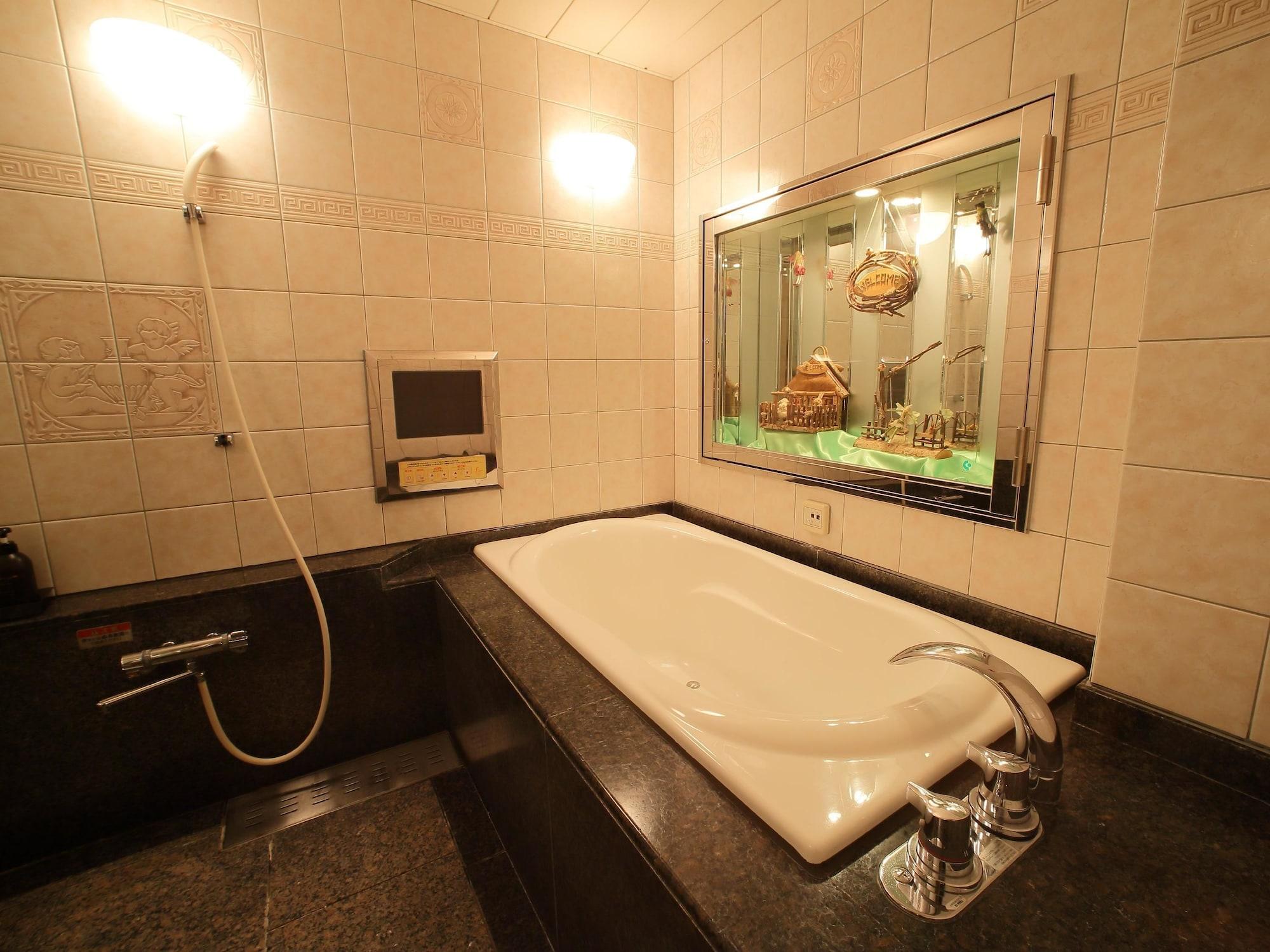 Hotel Fine Garden Matsuzaka II (Adults Only) Matsusaka Exterior photo